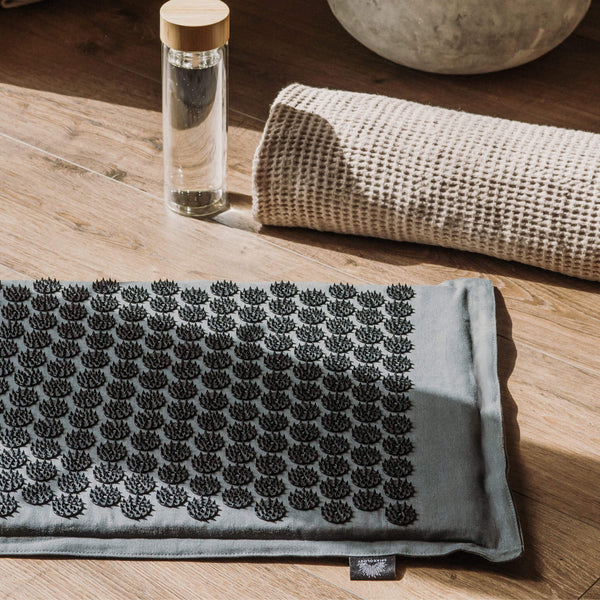 Acupressure mat, grey